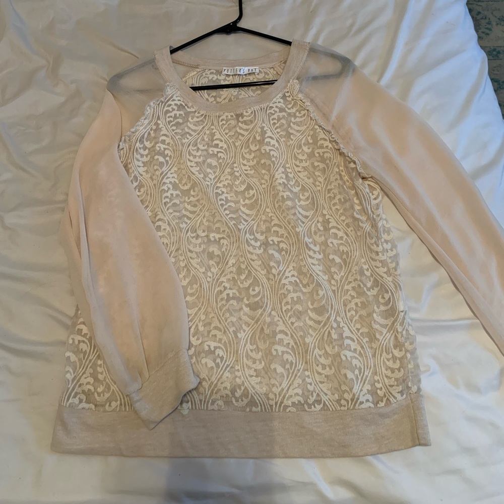 EUC! Potters Pot Sheer Blouse with lace embroidery! SIZE: small